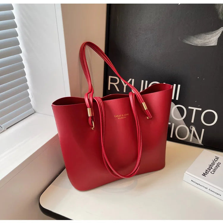 Fashionable Shoulder Bag